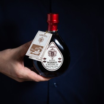 PGI balsamic vinegar of Modena - Margherita, aged 8 years, “4 corone” variety - 250ml