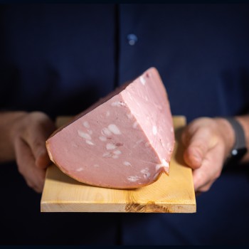 Mortadella „Favola” (Märchen) - am Stück vakuumverpackt - 1,25kg zirka