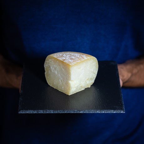 Pecorino mit goldener Rinde, gereift - 350/700/1400 g De' Magi - 1