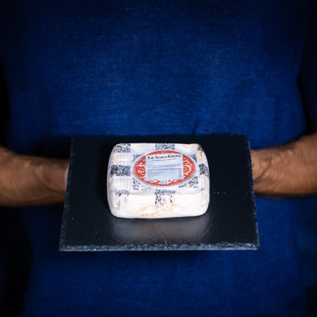 “La Scacchiera” (the chessboard) Cheese - 280 g De' Magi - 1