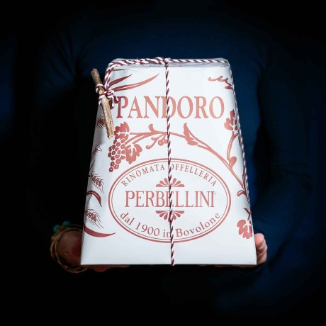 Handwerklich hergestellter Pandoro Weihnachtskuchen – 850 g