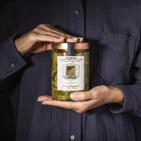 Escarole with "Crushed" Olives and Capers in Oil - 500gr Casa Iuorio - 1