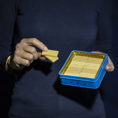 Vanilla and Hazelnut "Waferini" Mini-wafers (Romagna Tin Box) - 80gr Babbi - 2 Vanilla and Hazelnut "Waferini" Mini-wafers (Romagna Tin Box) - 80gr Babbi - 2