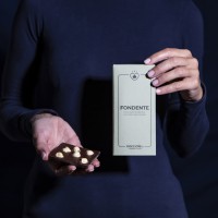 Tavoletta al Cioccolato Fondente e Nocciole Toscane - 100gr