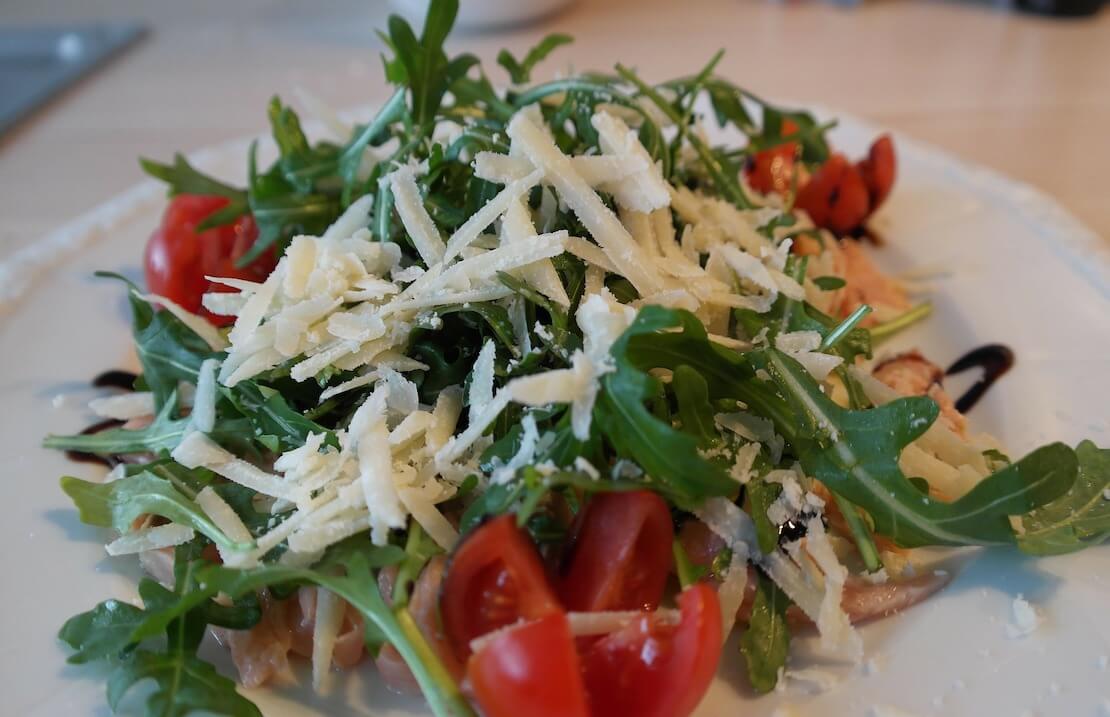 carpaccio rucola e grana