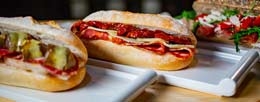 Panini gourmet con i migliori salumi italiani